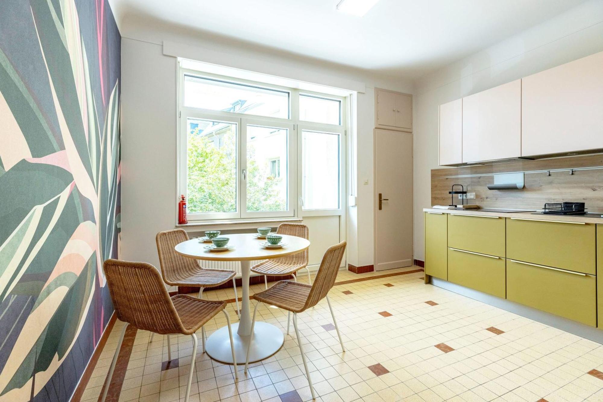 Stylish Ground-Floor Retreat In Bonnevoie Apartment Люксембург Екстериор снимка